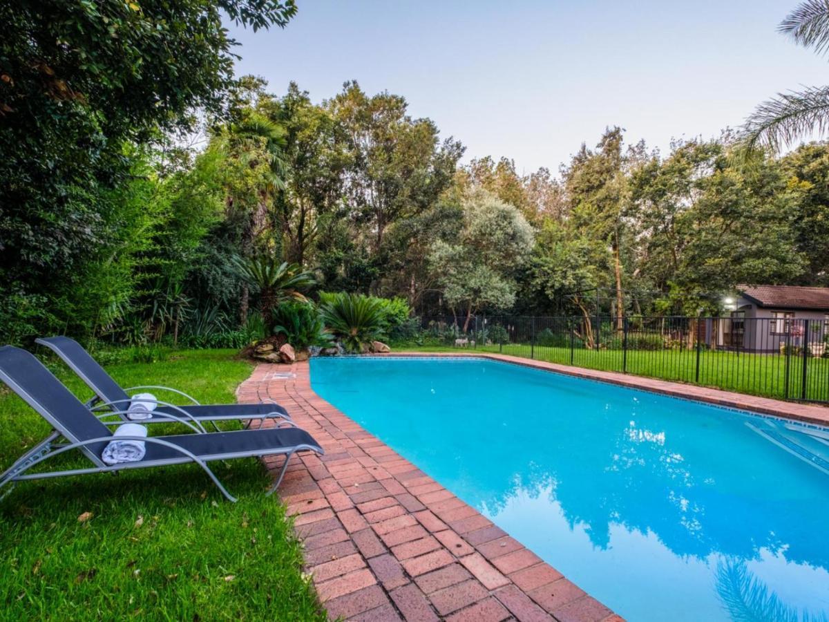 Hurlingham House Guest House Johannesburg Bagian luar foto